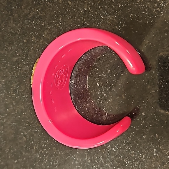 💕TRINA TURK x MALIBU BARBIE💕 Collaboration Pink Cuff Bracelet (Human Size) - Picture 14 of 16